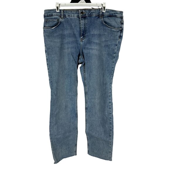 H&M Women's Raw Hem Blue Jeans Size 16 - Picture 1 of 6